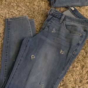 Lauren Conrad embroidered jeans size 10